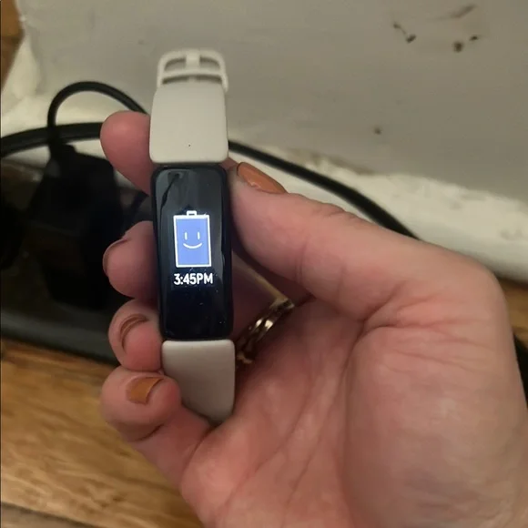 Fitbit Inspire 2 Activity Tracker with Charger – Light Gray Band, Size S/P - Picture 7 of 11